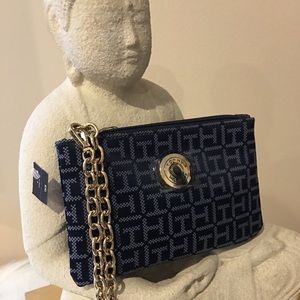 NWT Tommy Hilfiger Navy wristlet with chain strap